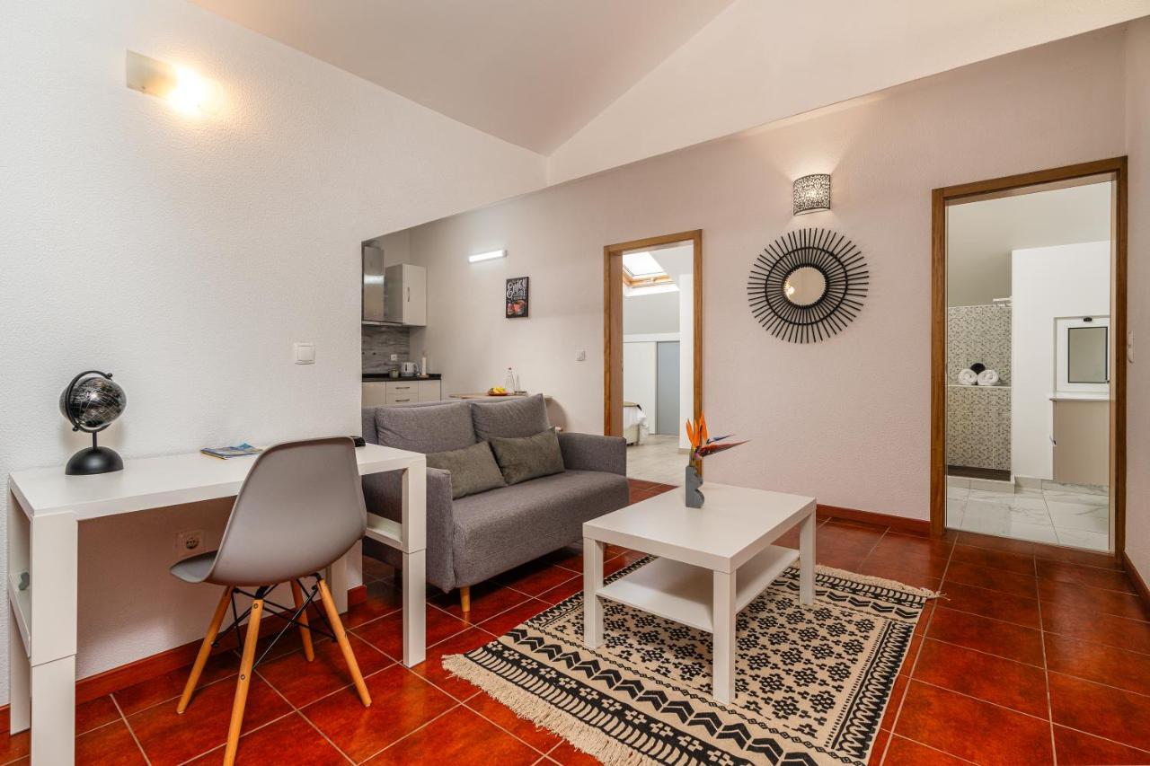 Ribeiro'S House, New Apartment With Amazing Sunsets อาร์โกดากาเลียตา ภายนอก รูปภาพ